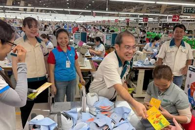 Nhiều doanh nghiệp thưởng tiền, tặng quà cho công nhân dịp Quốc khánh 2-9