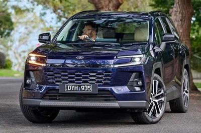 [GALLERY] Toyota RAV4 mới chuẩn bị được nâng cấp, tăng khả năng off-road