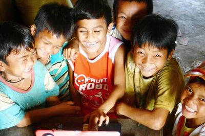 Thủ tướng yêu cầu rà soát chính sách hỗ trợ học sinh khó khăn
