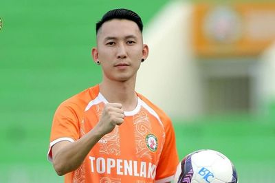 Nghiêm Xuân Tú chia tay bóng đá chuyên nghiệp