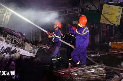 Cháy chợ Đắk Sắk ở Lâm Đồng, thiệt hại hơn 4 tỷ đồng