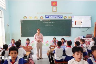 Tây Ninh gỡ điểm nghẽn giáo dục vùng biên