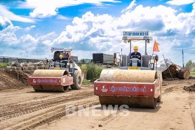 Sôi nổi khí thế thi công trên các công trường dịp Quốc khánh 2/9