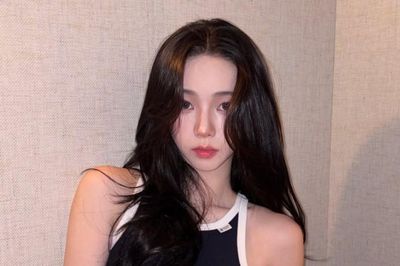 Karina (aespa) khoe đường nét sắc sảo trong loạt ảnh ma mị