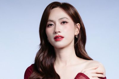 Viết lại định kiến 'Phụ nữ hơn nhau ở tấm chồng' - Diễn viên Phương Anh Đào: Mỗi người phụ nữ có một cách riêng để 'nở hoa'