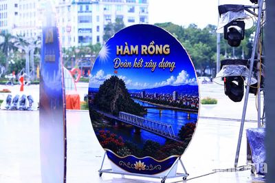Khẩn trương hoàn tất công tác chuẩn bị cho Chương trình nghệ thuật “Thanh Hóa hòa nhịp cùng non sông” tại Quảng trường Lam Sơn