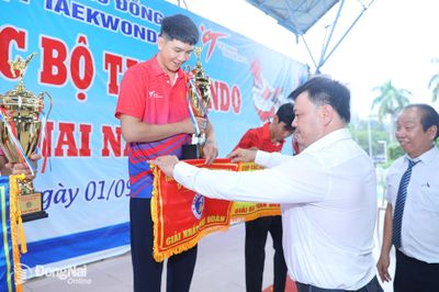 Câu lạc bộ Phước Long hạng nhất toàn đoàn Giải Cúp các câu lạc bộ Taekwondo​​​​​​​ thành phố Đồng Nai năm 2026