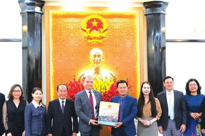 Từ sản vật đến những kết nối toàn cầu