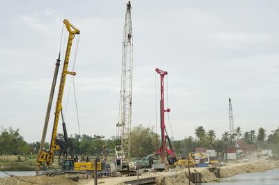 Xuyên lễ, giữ nhịp công trường cao tốc Quy Nhơn - Pleiku