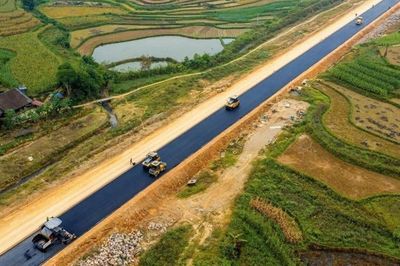 Chính sách tài khóa tạo lực cho chặng “về đích”, đưa GDP tăng trưởng hai con số