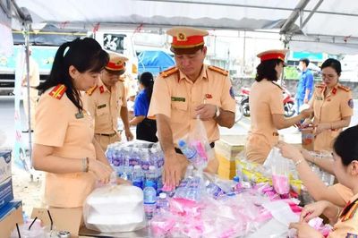 Lan tỏa hình ảnh đẹp về người chiến sĩ Công an Đồng Tháp