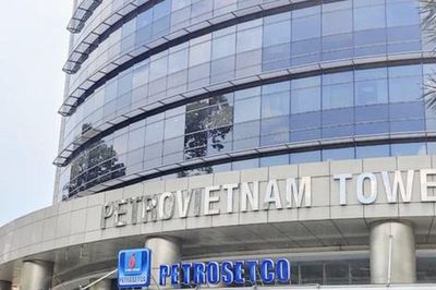 Lợi nhuận tăng vọt 91%, Petrosetco (PET) vẫn âm dòng tiền nghìn tỷ và đẩy mạnh 'ôm' cổ phiếu VIX