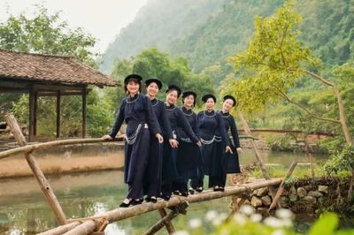Trang phục truyền thống lan tỏa nét đẹp ngày Tết Độc lập