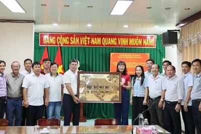 Ban Chuyên đề Công an TPHCM làm việc với phường Tân Châu, xã Tân An của tỉnh An Giang