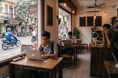 Thuê quán 30 triệu/tháng, tôi xót khi khách ngồi cả buổi gọi ly cà phê 30 nghìn