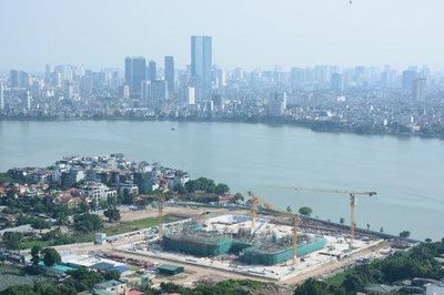 Từ Bắc vào Nam, hàng loạt dự án trọng điểm do Sun Group thi công vẫn rầm rập làm việc xuyên lễ