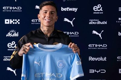 Lương khủng của Enzo ở Man City