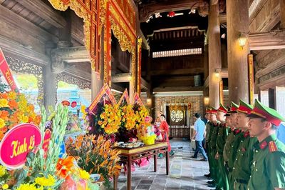 Trang trọng lễ giỗ Chủ tịch Hồ Chí Minh lần thứ 57 tại Nghệ An