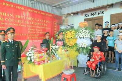 Mẹ liệt sĩ 104 tuổi nghẹn ngào đón con trở về sau 45 năm chờ đợi