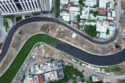 Người dân phấn khởi đón tuyến đường mới ven rạch Xuyên Tâm