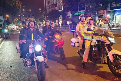 Đêm trắng vì phố phường bình yên