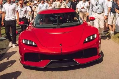 [GALLERY] Siêu xe Koenigsegg Gemera hơn 80 tỷ đồng đầu tiên trên bị đập phá