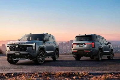 [GALLERY] Cận cảnh Mitsubishi Pajero mới ra mắt, về Việt Nam tháng 10/2026