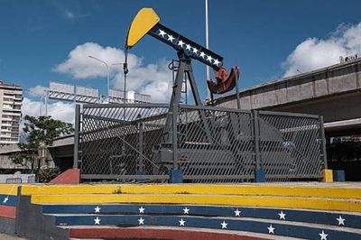 Venezuela trao Mỹ quyền kiểm soát 1/5 trữ lượng dầu