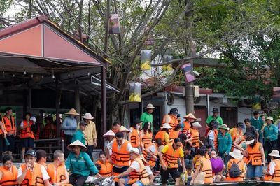 Du lịch Ninh Bình bùng nổ dịp Quốc khánh, doanh thu ước đạt 1.030 tỷ đồng