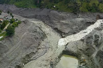 Thủ tướng Nepal tiết lộ yếu tố gây ra trận lũ quét thảm khốc