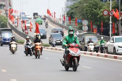 Miền Bắc oi nóng kéo dài