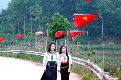 Những mùa Thu cách mạng trong lòng núi rừng Việt Nam