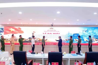 Công an thành phố Hà Nội ra mắt ba sản phẩm chuyển đổi số phục vụ người dân