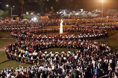 'Lung linh sắc màu Than Uyên - Lai Châu' chào đón Tết Độc lập