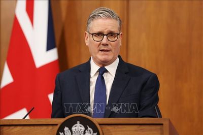 Ông Keir Starmer rời ghế nghị sĩ sau khi từ chức thủ tướng Anh