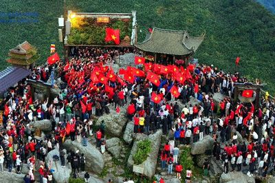 Trên 4.000 người tham gia chương trình 'Rạng rỡ Việt Nam'
