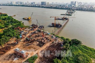 28 mũi thi công xuyên kỳ nghỉ lễ trên công trường cầu Trần Hưng Đạo