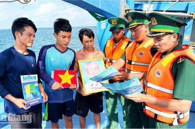 Biên phòng Rạch Đầm tăng kênh tiếp nhận thông tin chống khai thác IUU