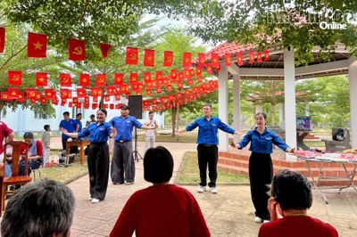 Mang âm nhạc đến bệnh viện