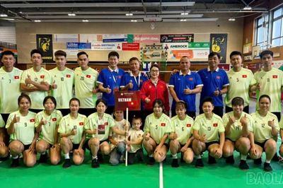 Hoàng Thị Quỳnh Như (Lào Cai) cùng đồng đội giành Huy chương Vàng Giải vô địch đá cầu thế giới 2026