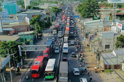 Bài 1: TP.HCM mở cửa ngõ, gỡ điểm nghẽn, mở không gian phát triển