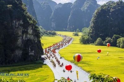 Tràng An hút khách, Ninh Bình đón gần nửa triệu lượt khách dịp nghỉ lễ 2/9