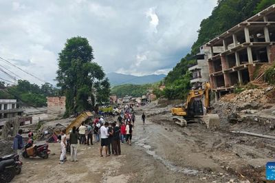 Lũ quét tại Nepal - Trung Quốc: Số người chết đã vượt quá 1.000