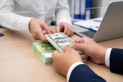 Tổ chức tín dụng nước ngoài được sử dụng tài khoản tại ngân hàng Việt Nam để thanh toán, chuyển tiền quốc tế