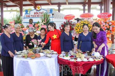 Trọn tấm lòng người Cà Mau với Bác