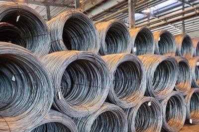 Giá thép sáng 2/9: Trong nước ổn định, quặng sắt nhích tăng