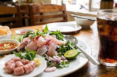 5 món ăn người đau dạ dày nên tránh khi đi chơi dịp lễ