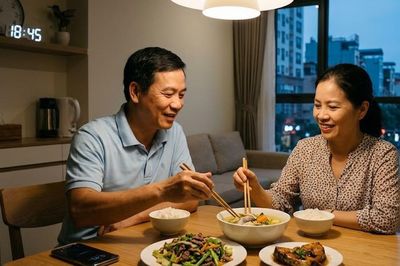 5 điều không nên làm vào buổi tối giúp phụ nữ tuổi trung niên khỏe đẹp