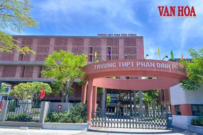 Hà Tĩnh điều động, bổ nhiệm 14 hiệu trưởng sau sắp xếp trường THPT