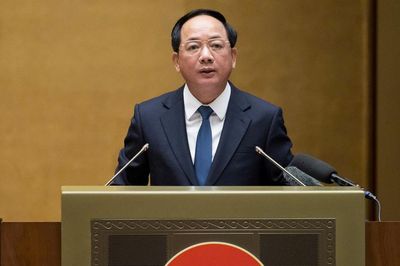 Chuyển từ 'học tập và làm theo' sang 'học tập và thực hành' tư tưởng Hồ Chí Minh